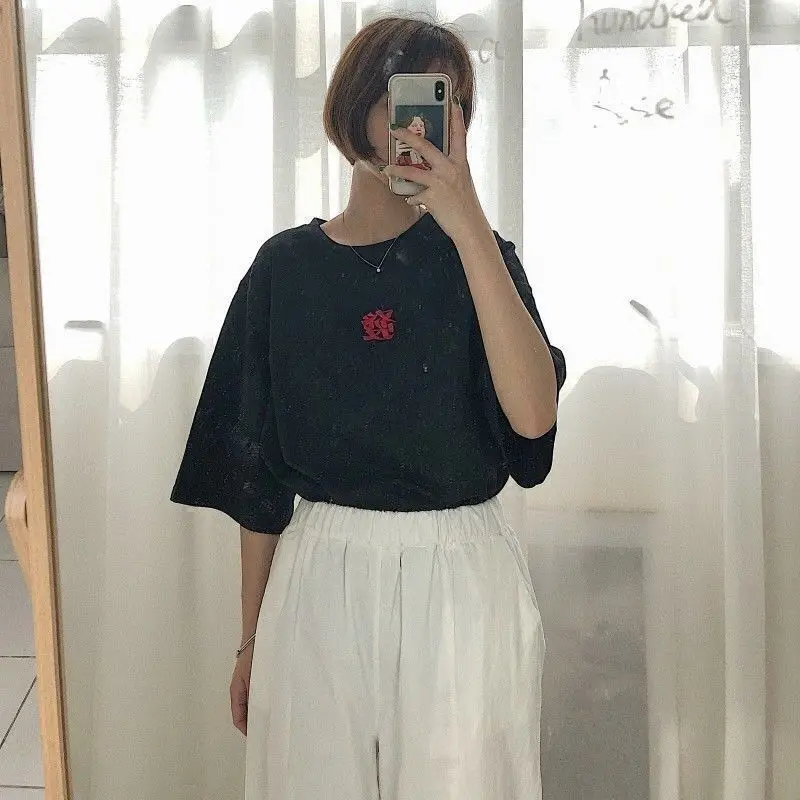 Футболки женские свободные с коротким рукавом в Корейском стиле вышивкой ретро |