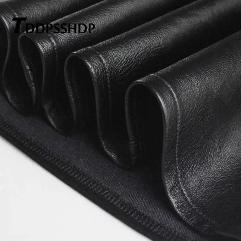 Женская юбка из искусственной кожи однотонная уличная мини черного цвета весна