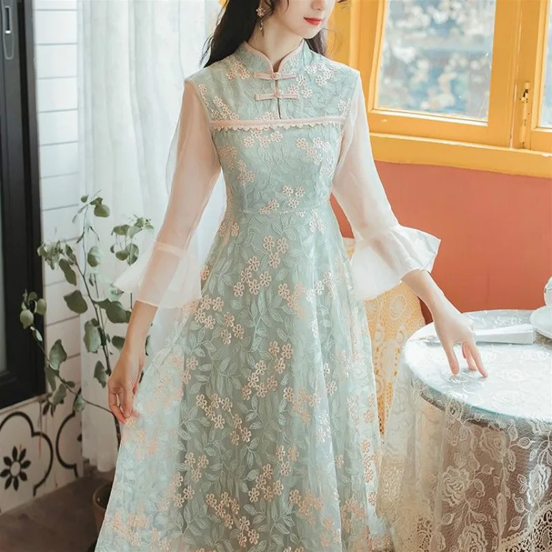 

Korean 2021 Autumn Elegant Cheongsam Dress Three Quarter Embroidery French Retro Dress Women Lace Patchwork Party Vintage Dress