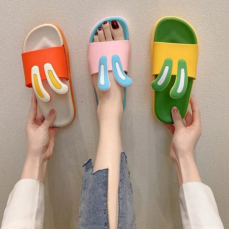

Cute cartoon girls home slippers 2021 summer new sandals bedroom bathing soft bottom outer wear women's shoes