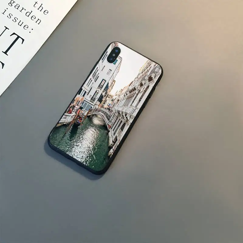 

YNDFCNB Venice Phone Case For iPhone 8 7 6 6S Plus 5 5S SE 2020 12pro max XR X XS MAX 11 case