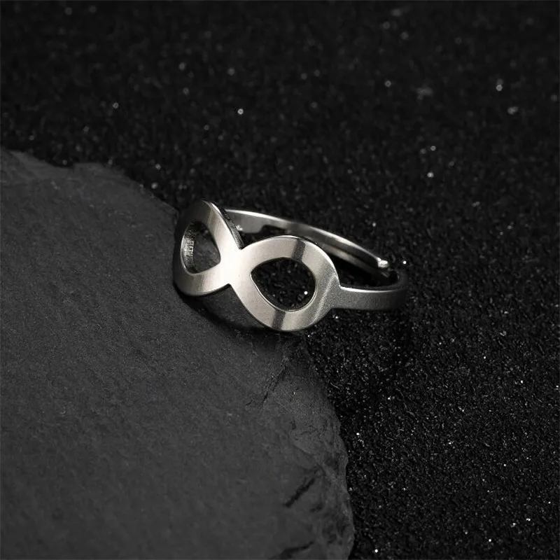 

2021 New Lady Ring Stainless Steel Adjustable Ring Simple Personality Pineapple Elk Butterfly Moon Cat Ring Jewelry Wholesale