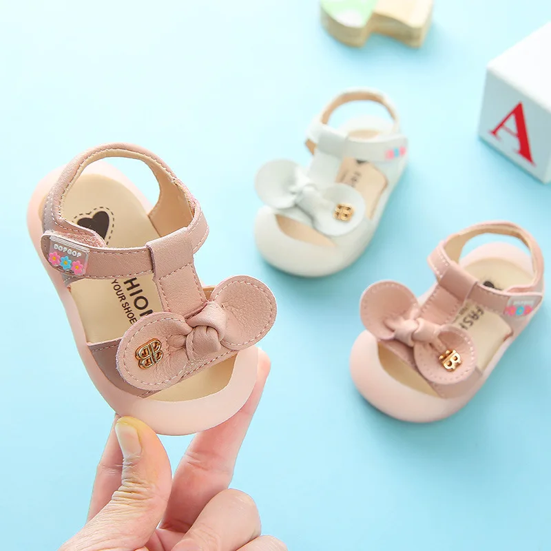 Летние сандалии для маленьких девочек с галстуком бабочкой Обувь малышей 1 2 лет