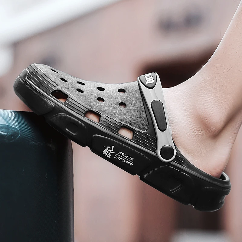 

Summer new couple fashion hole shoes wild casual outdoor beach shoes daily home non-slip wear-resistant slippers