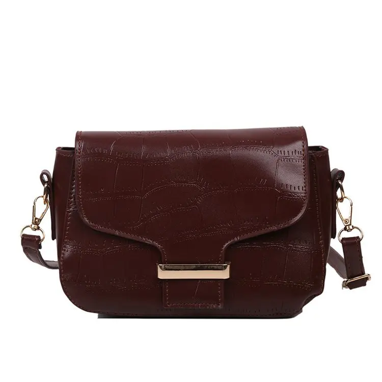 

New foreign style women's bag 2021 new fashion Korean versatile ins messenger bag net red texture small square bag