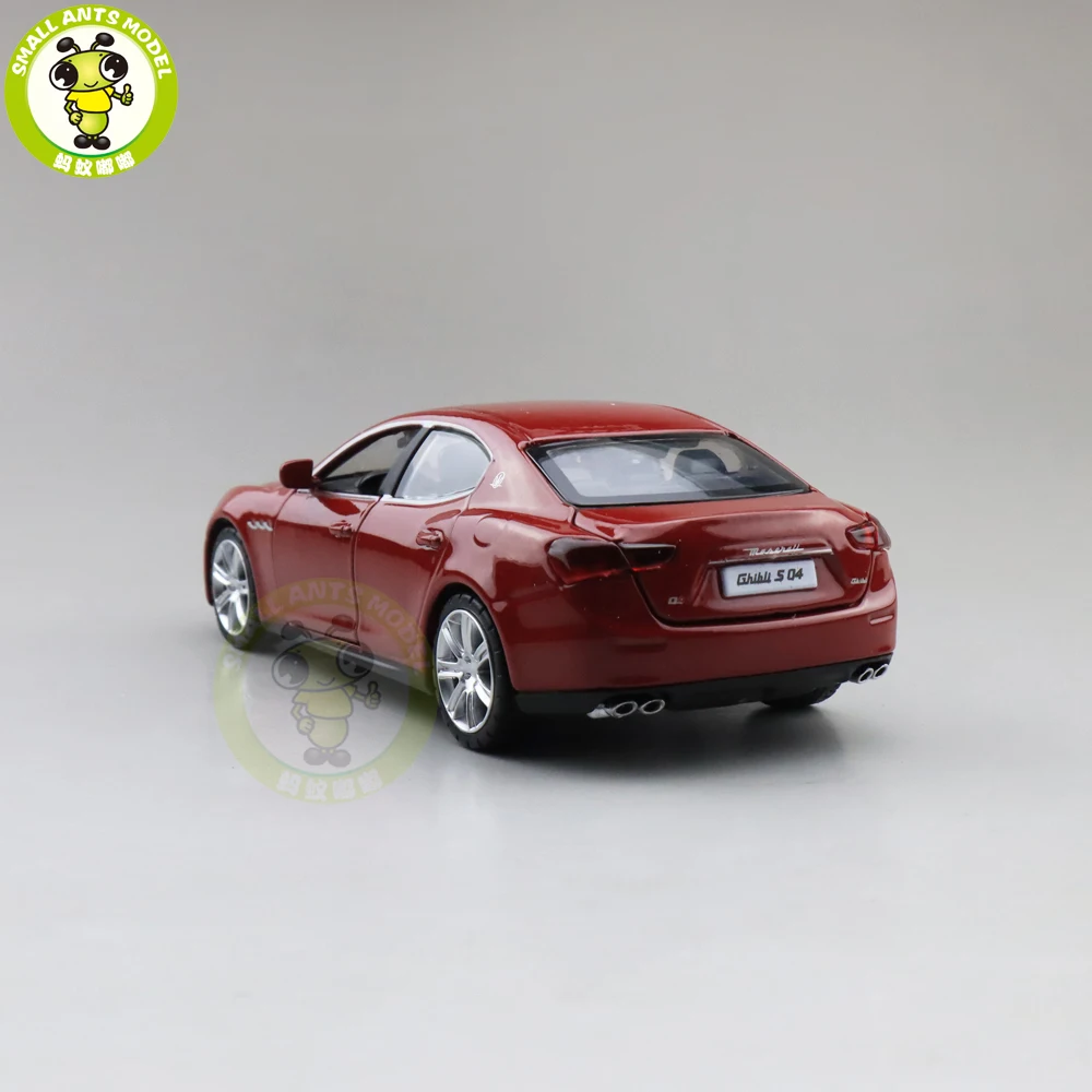 1/32 Maserati Ghibli литая под давлением Модель автомобиля игрушки для детей мальчиков и девочек Подарки звуковое освещение Вытяните назад