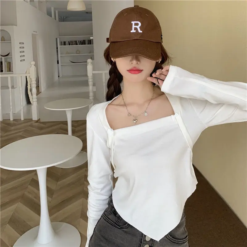 

Женский укороченный Топ с длинным рукавом, черный или белый топ с квадратным вырезом, необычная простая футболка в Корейском стиле, винтажн...