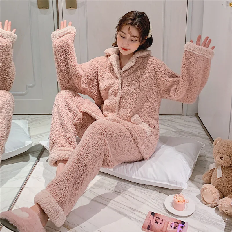 

2020 Autumn and Winter New Thick Warm Lamb Cashmere Pajamas Women Simple Fashion Lapel Couple Pajamas Men's Home Service