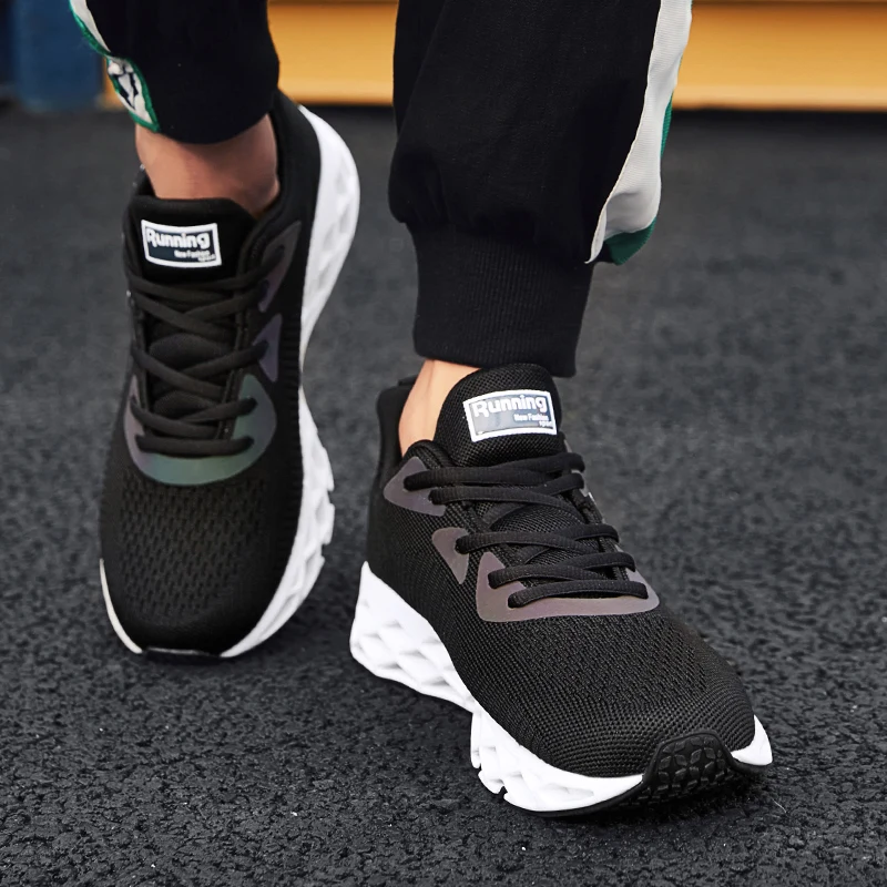 Мужские спортивные кроссовки для бега из дышащей сетки на шнуровке размеры 39 44