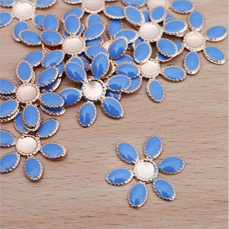 

SIXTY TOWFISH 30 Pieces Jewelry Accessories DIY Components Handmade Materials 19mm Metal Flower Slice Charms