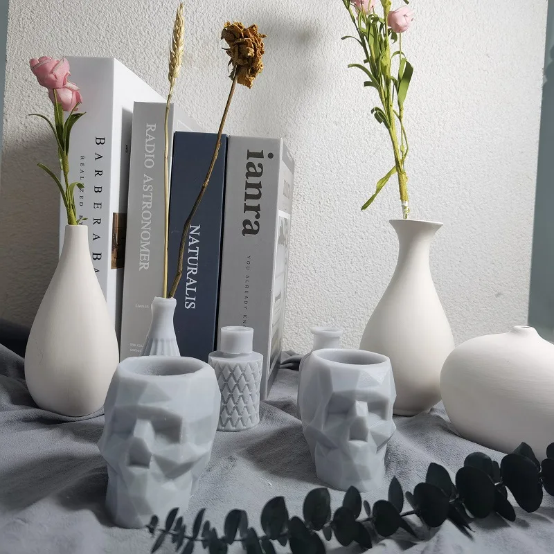 

Create Skull Silicone Mold for Handmade Desktop Decoration Gypsum Resin Pen Holder Flower Pot Micro-landscape Silicone Mould