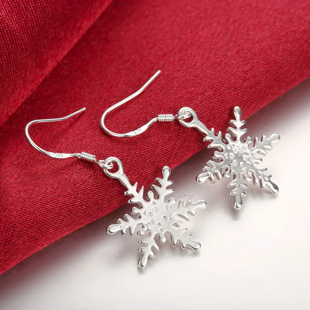 Factory direct sales 925 Sterling Silver Earrings for Women high quality fashion Jewelry snowflake drop earrings Christmas Gifts