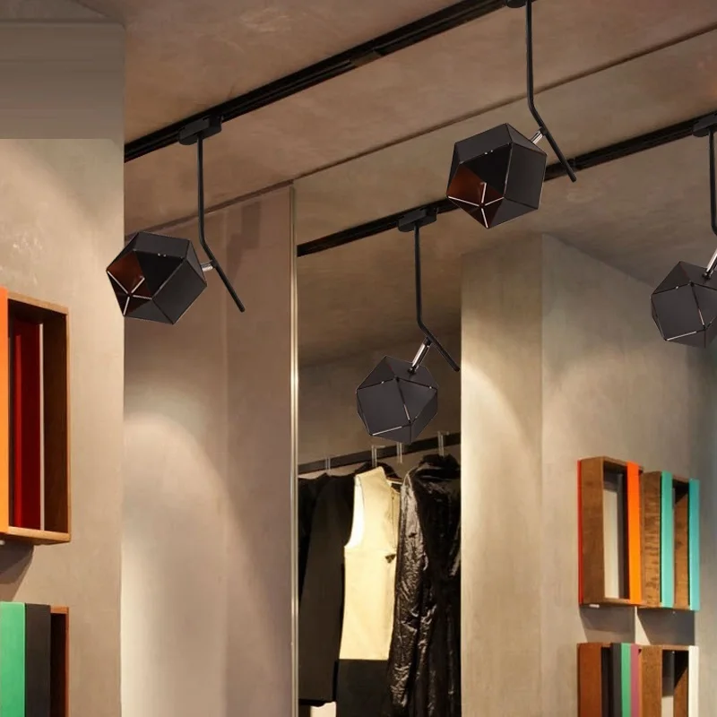 Полиэдрон LukLoy точечный светильник из кованого железа лакированный трек Точечный