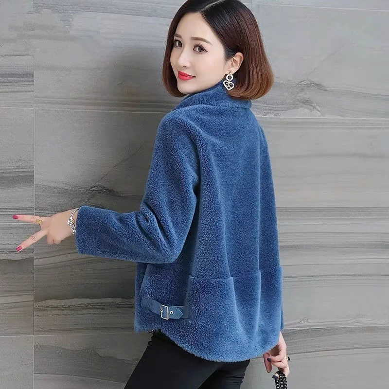 

2021 New Women's Autumn Winter Fur Coat Loose Elegant Lambswool Jacket Warm Vintage Women Clothing Lomb Wool Outwear X362