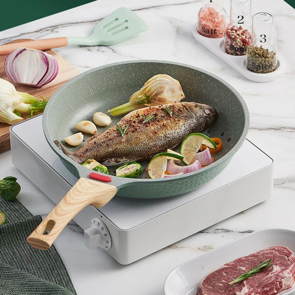 

Practical Baby Food Complementary Pan Non-stick Pan Flat Bottom Pan (24cm)