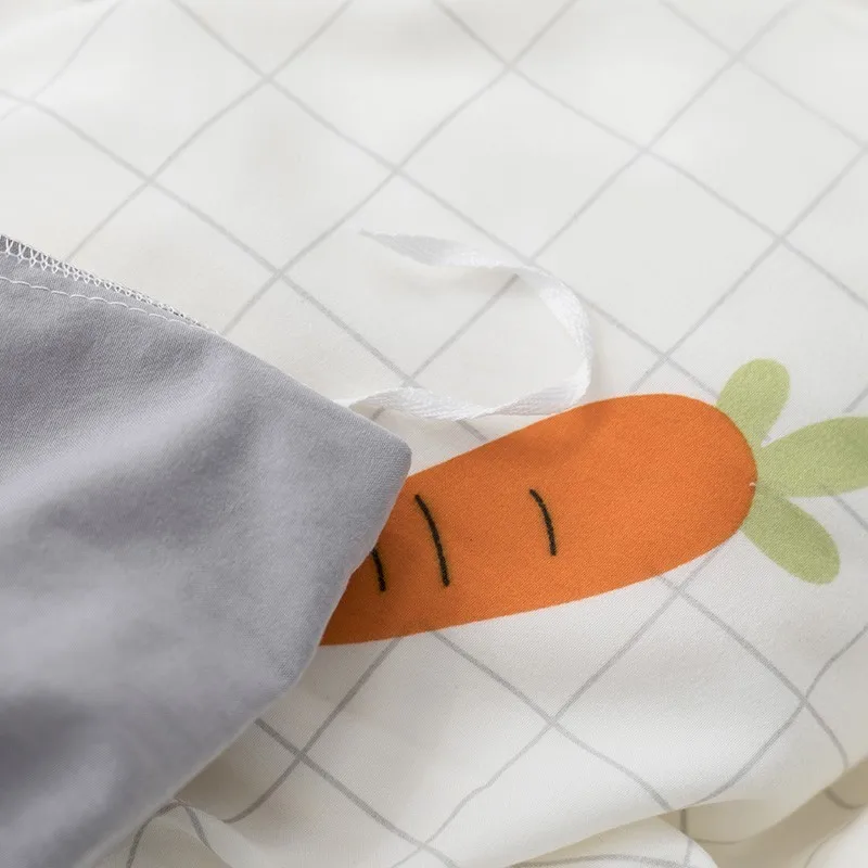 

2021 Home Textile White Plaid Gray Carrot Soft Bedding Linens Set Boy Kid Girls Duvet Cover Pillowcase Flat Bed Sheet 3/4Pcs