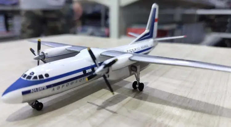 Herpa советского Аэрофлота ан 24 RV Reg CCCP 46466 1/200 литья под давлением модель самолета| |