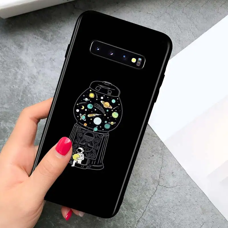 

Cute Astronaut Star Moon for Samsung Galaxy S21 Ultra Plus Note 20 10 9 8 S10 S9 S8 S7 S6 Edge Plus Black Phone Case