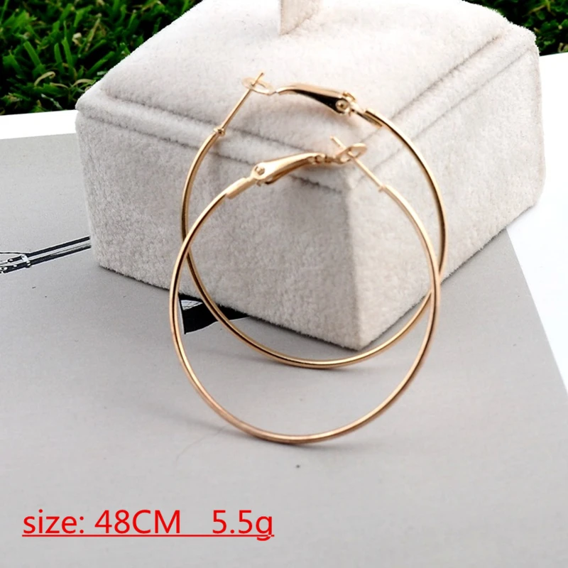 Большие гладкие круглые серьги Love индивидуальные полые классические женские