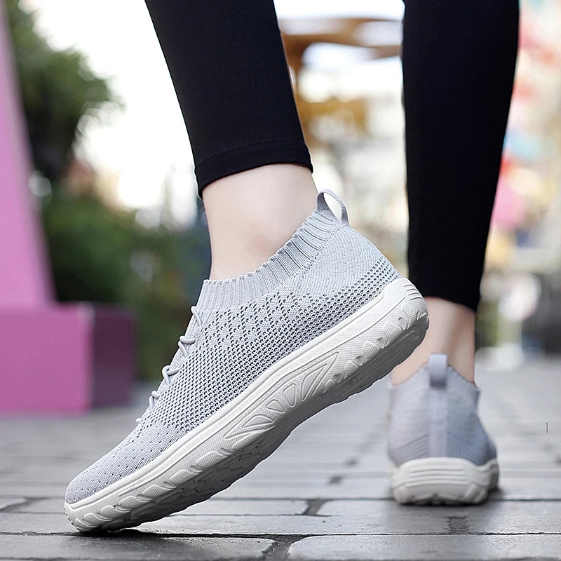 Womens Lightweight Shoes Breathable Mesh Sport Gym Sneakers Slip-On Comfortable Walking Shoes Ladies Shoes Soft Sole Flats