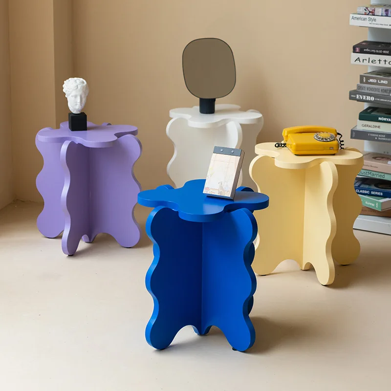 Боковой столик Wuli с мультяшными лепестками Ins блоггер знаменитостей журнальный