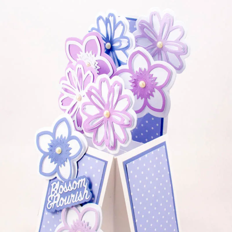 

Lace Frame Flowers Snowflake Season's Greetings Cutting Dies For Scrapbooking Craft Embossing Stencil Die Cut Card Making