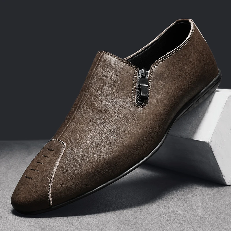 

Leather Men's Loafers Quality Fashion Flat Shoes British Retro Breathable Casual Slip-On Shoes Moccasin Trend Men Lazy Shoes