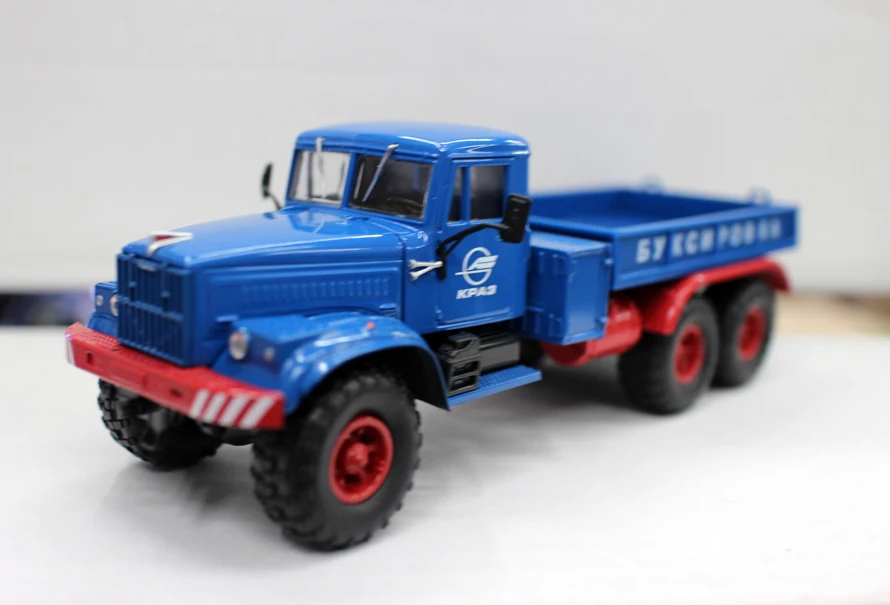 Коллекционная литая игрушка, модель, подарок, 1:43, масштаб, СССР, Россия, краз 255в1, грузовик, транспортер, модель для украшения - Цвет: Синий