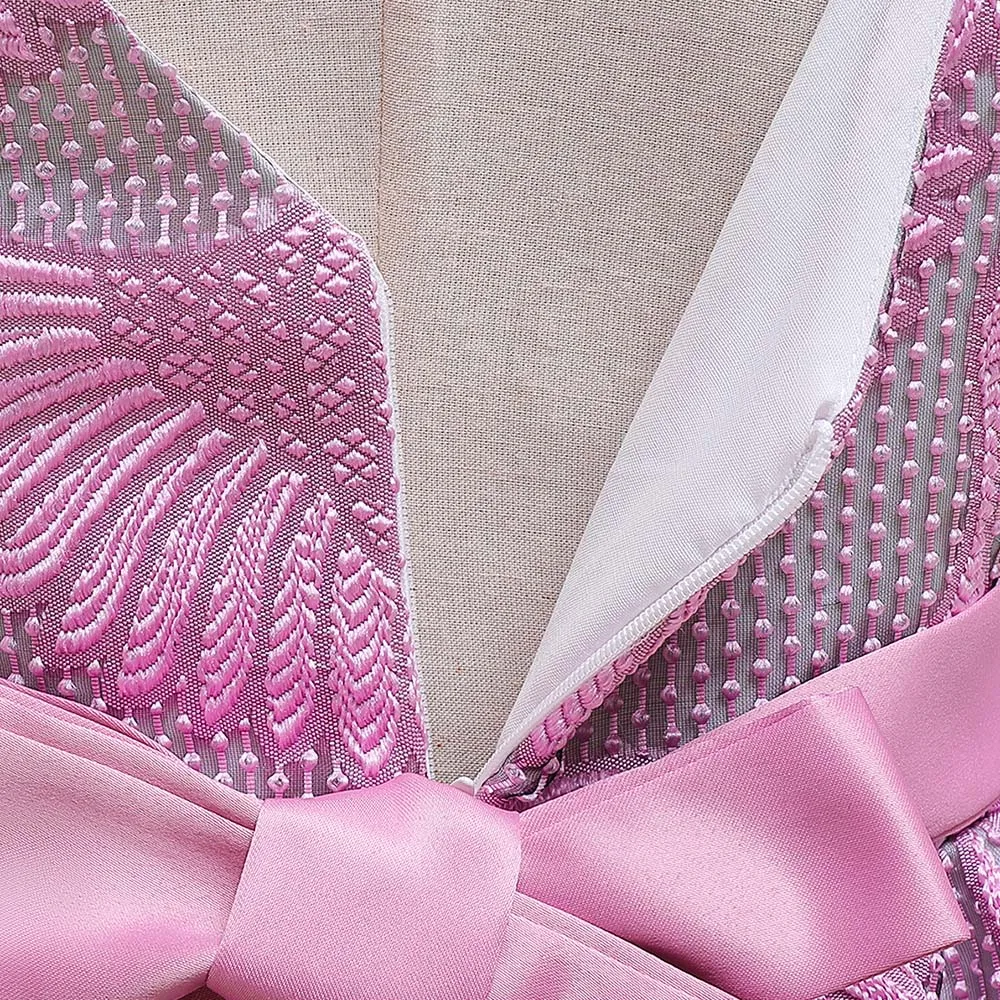 

Flower Girls Dresses Vintage Sleeveless O-Neck Tulle Lace Embroidery Appliques Floor-Length Luxury Kids Party Princess Gown F482