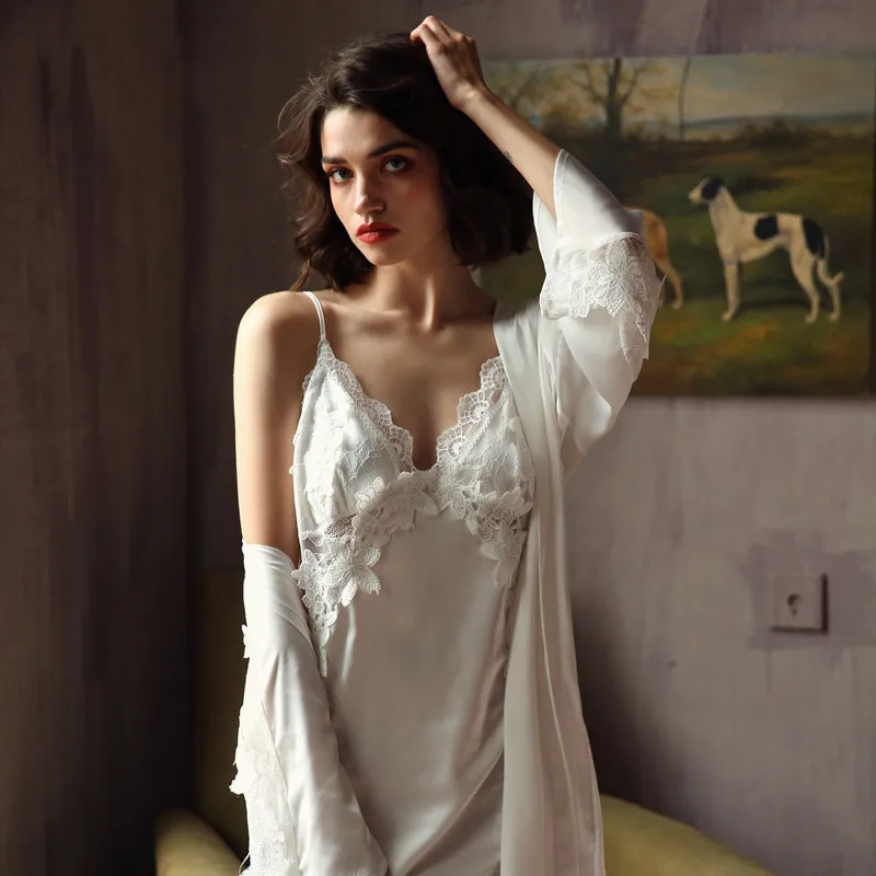 Женский пижамный комплект халат и шелковые атласные кружевные пижамы зимняя