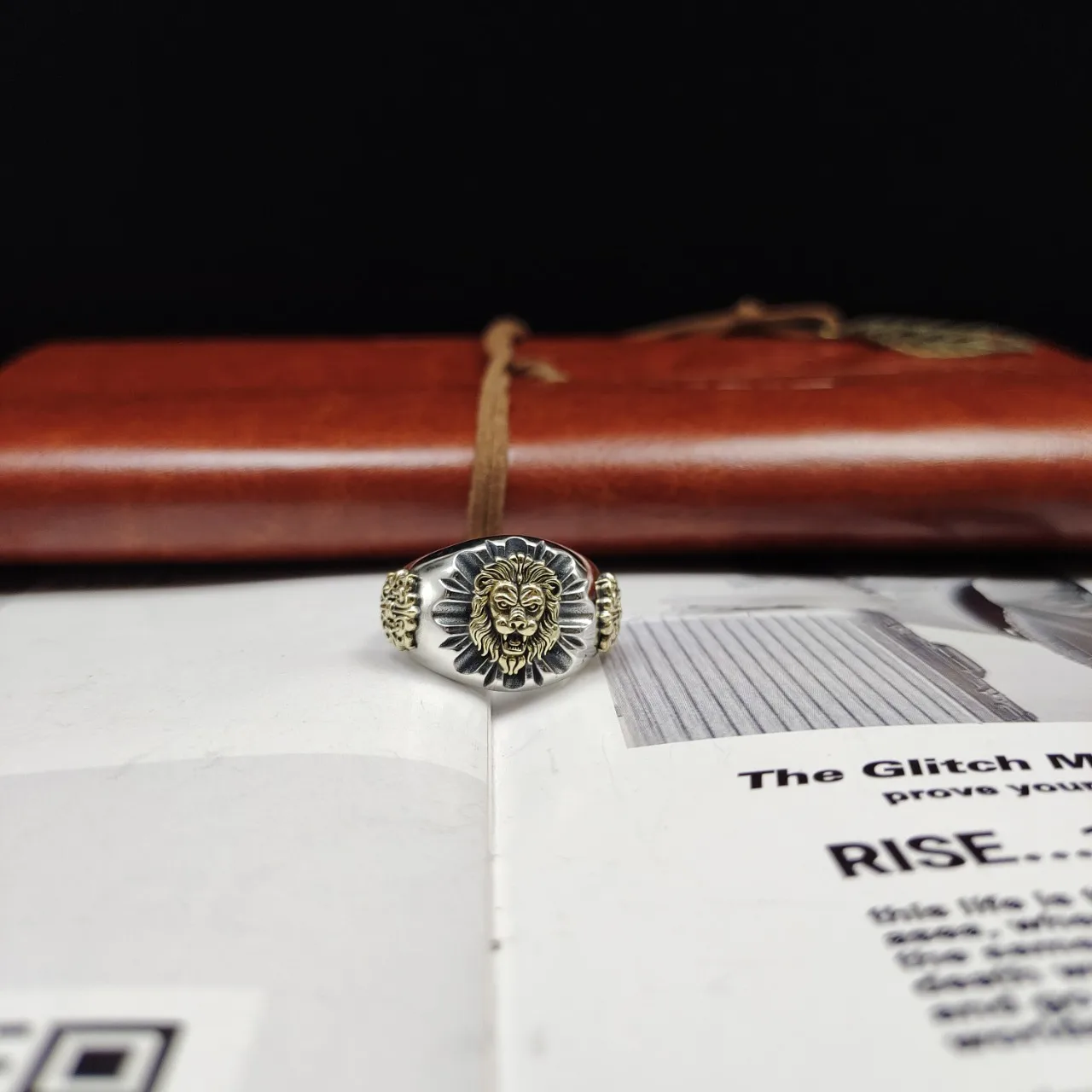 Кольцо на указательный палец мужское из серебра 925 пробы |