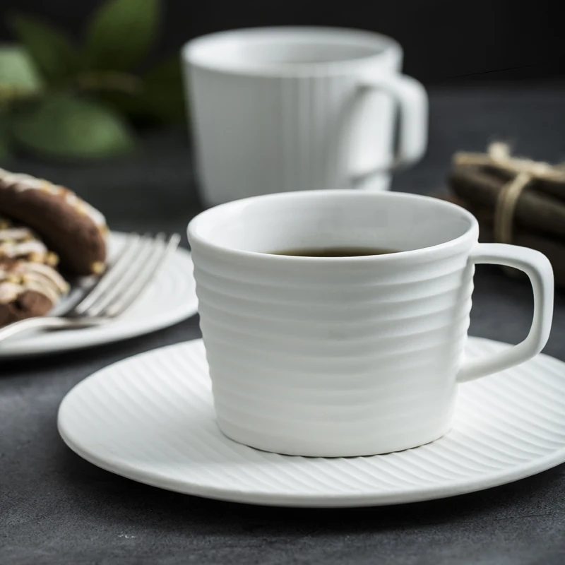 Nordic Retro Europe Style Procelain Coffee Set Tea Set Cup and Saucer Set 200ml Japanese Style Unique Design