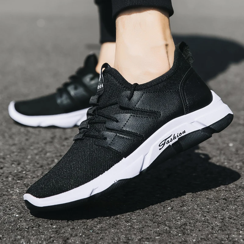 

2020 New Autumn Fashion Men Flyweather Comfortables Breathable Non-leather Casual Lightweight Jogging Shoes men T-1109