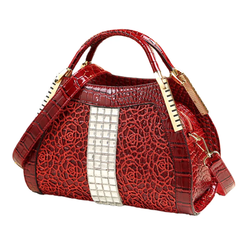 

2021 Luxury Fashion Diamond Women Handbags Crocodile Pattern Leather Bag Female Shoulder Messenger Bag Portable Dumpling Bags
