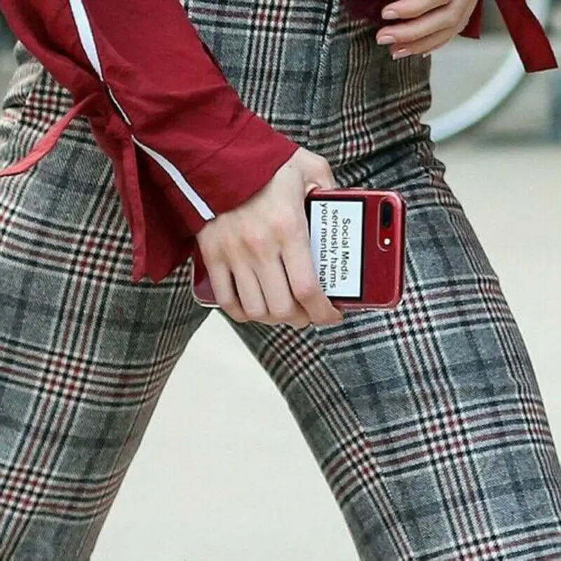 Мягкий прозрачный чехол для телефона в социальных сетях серьезно вредит вашему