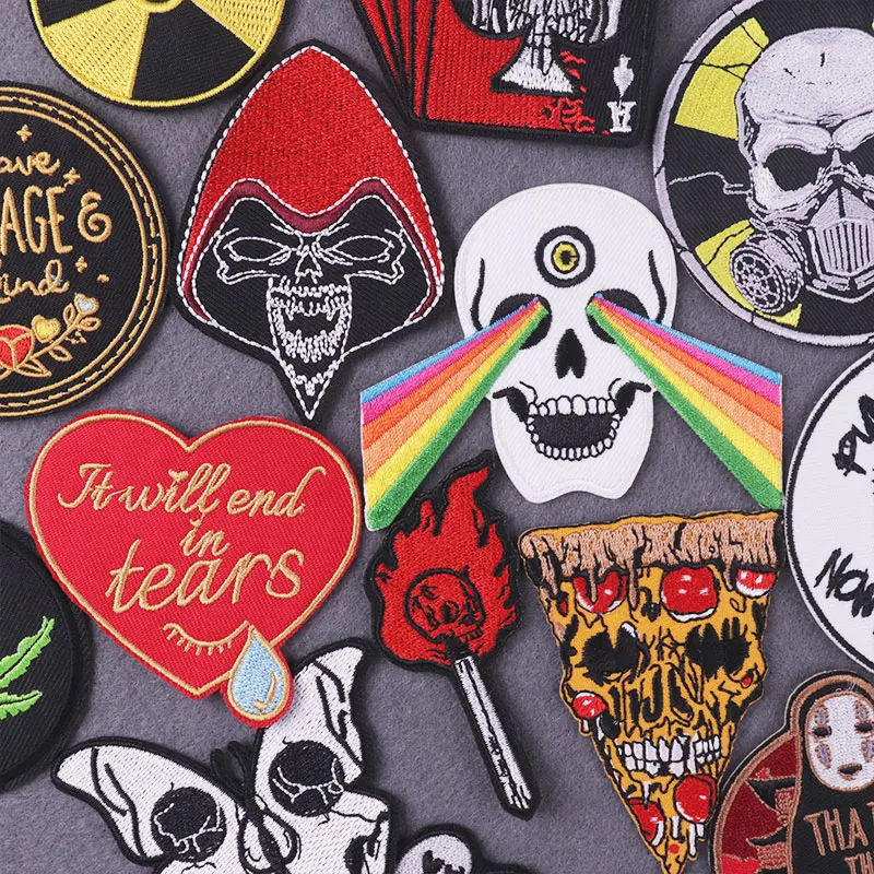 

Punk Skull Embroidered Patch Thermal Stickers For Clothes DIY Hippie Stripe Patches For Jackets Clothing Thermoadhesive Patches
