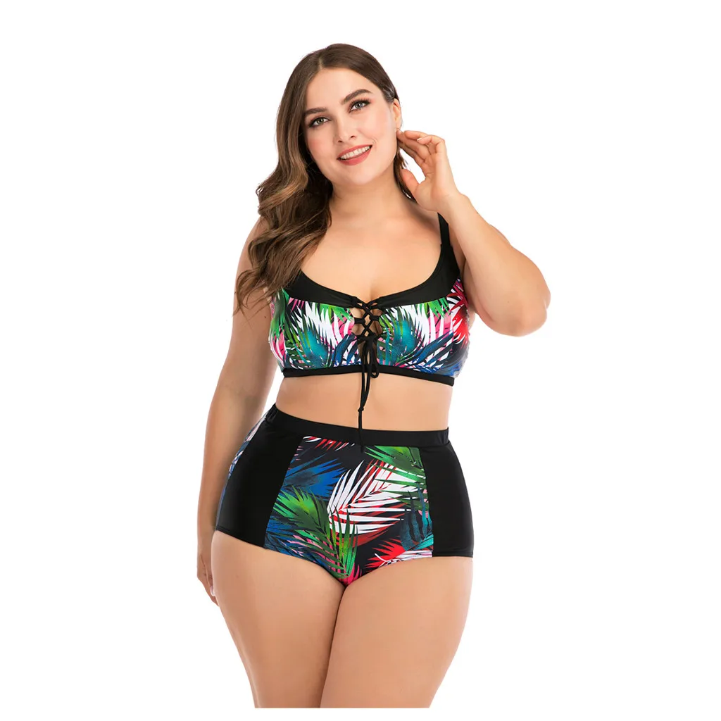 

Купальник-бикини с принтом и разрезом