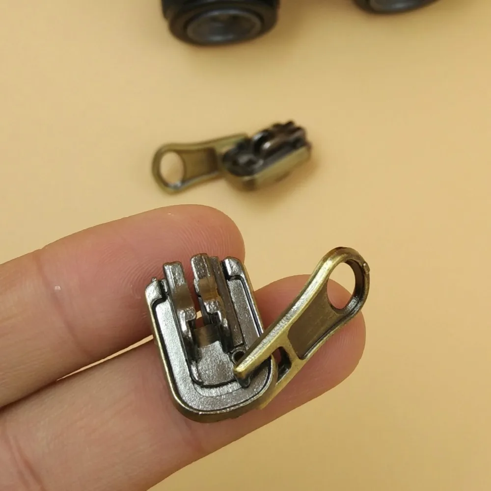 8 # латунь двойной Sider двухсторонний для металлической молнии 10 шт. головка DIY Fix