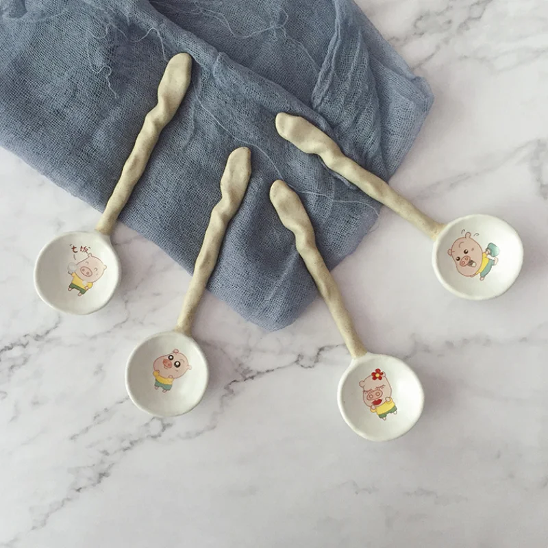 

Jingdezhen Creative Ceramic Spoon Cute Pig Cartoon Spoon Spoon Dessert Spoon Spoon Customized