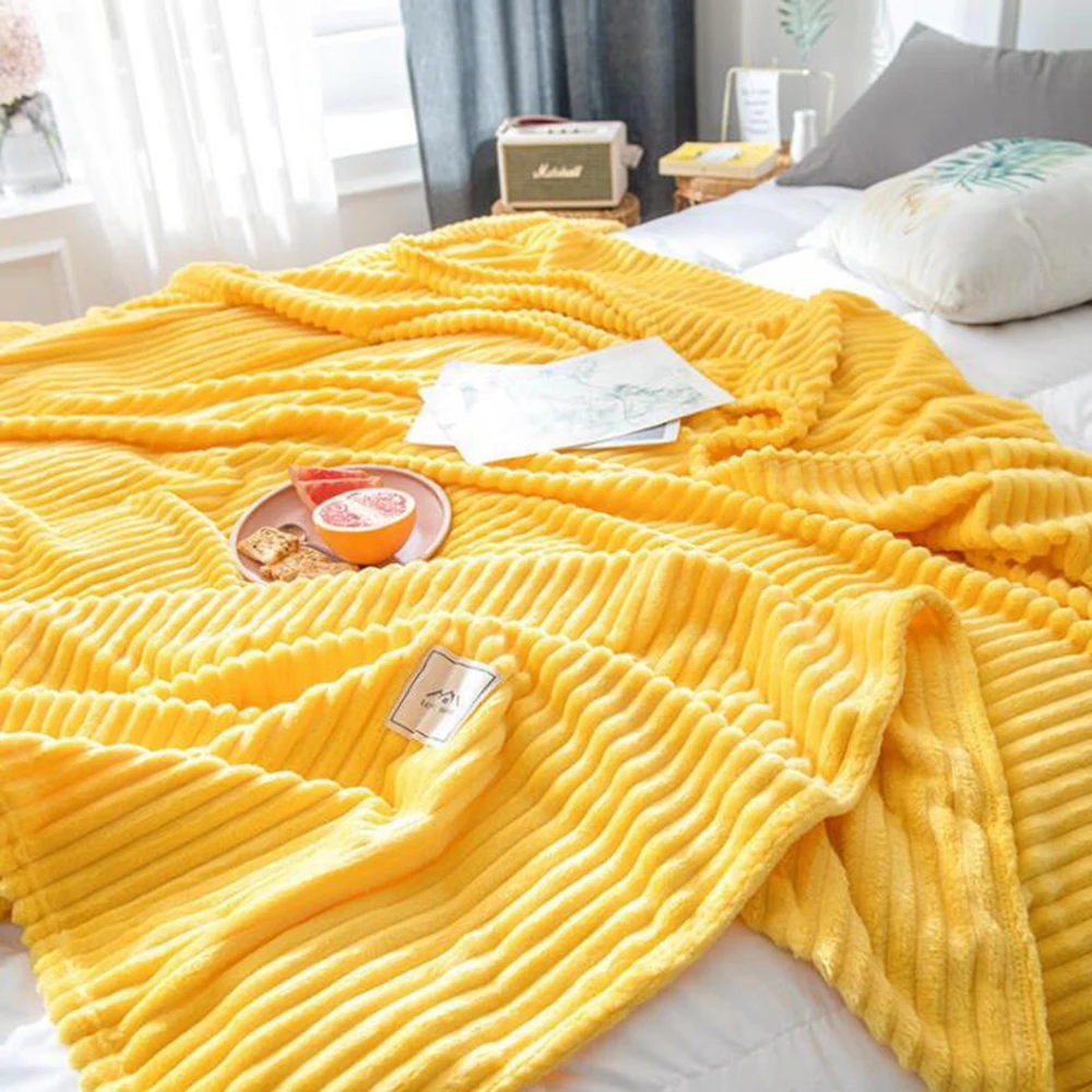 Super Soft Quilted Flannel Blankets For Beds Solid Yellow Color Warm 300GSM Blanket Thickness Throw Sofa Cover | Дом и сад
