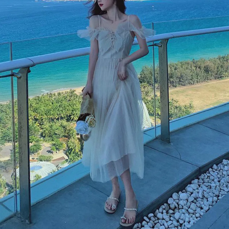 Женское платье с вишенками во французском стиле однотонное многоцветное