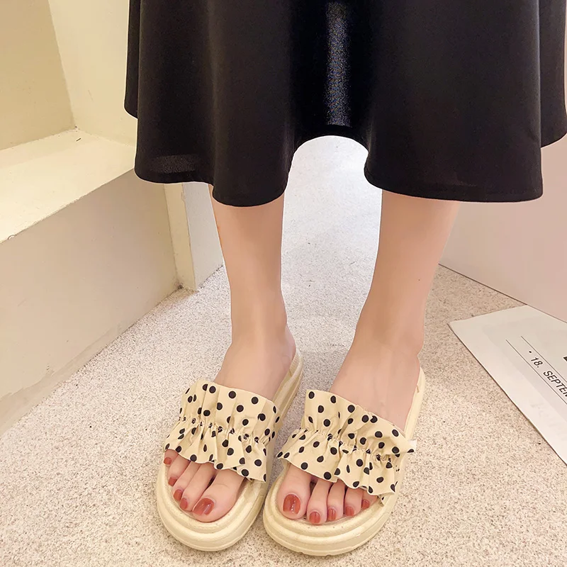 

Slippers Casual Flat Shoes Female Med Slipers Women Slides Platform Lady Luxury 2021 Soft Girl Beach Rubber PU Basic Fabric