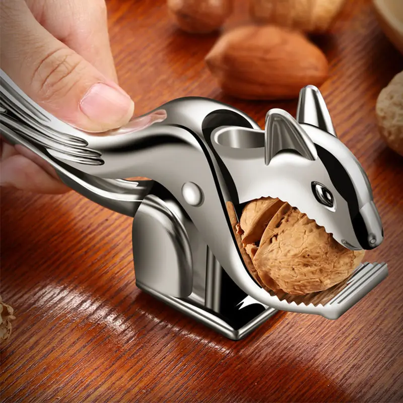 

Creative Squirrel Nutcracker Metal Walnut for Nuts High Strength Zinc Alloy Nut Cracker Tool Walnuts Opener Kitchen Gadget