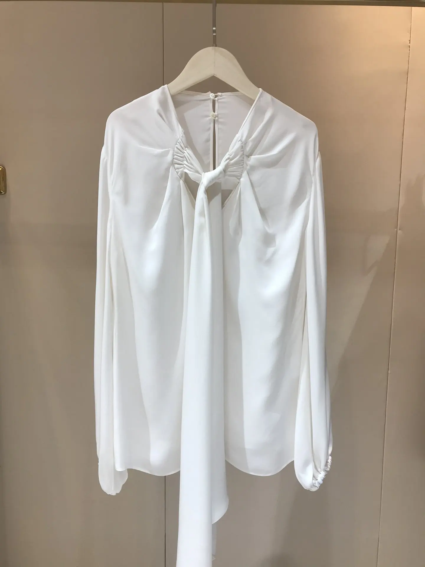 

ladies 2021 fashion new long sleeve sexy streamer silk shirt 1007