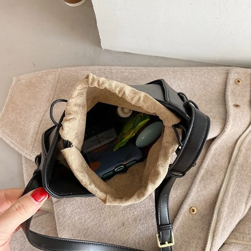 

Vintage Solid Color Bucket Bags for Women Shoulder Bag 2021 Fashion Branded Crossbody Bag Lady Designer Pu Handbags and Purses