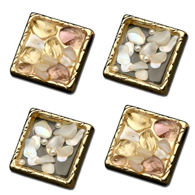 Пуговицы квадратные металлические золотистые с бусинами 6 шт. | Дом и сад
