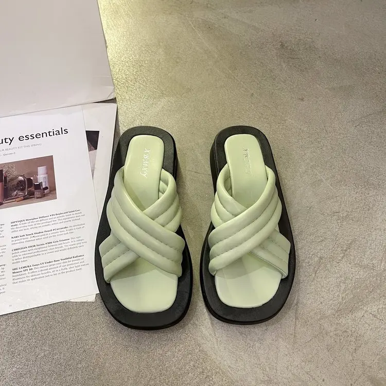 

Shoes Ladies' Slippers Low Summer Clogs Woman Luxury Slides Pantofle Flat Beach Designer Rubber 2021 Basic Hoof Heels Fabric Rom