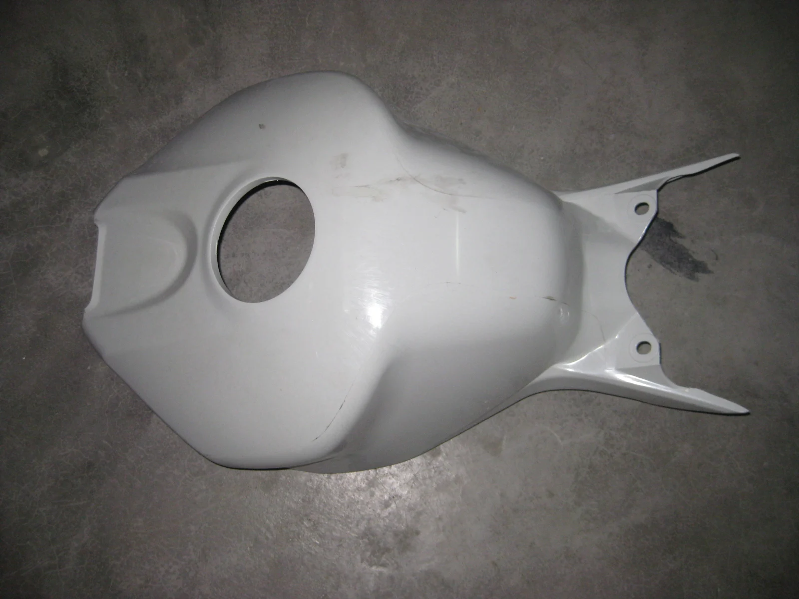 

Неокрашенная обтекающая крышка бака Panlel Подходит для HONDA CBR1000RR 2004 2005 2006 2007