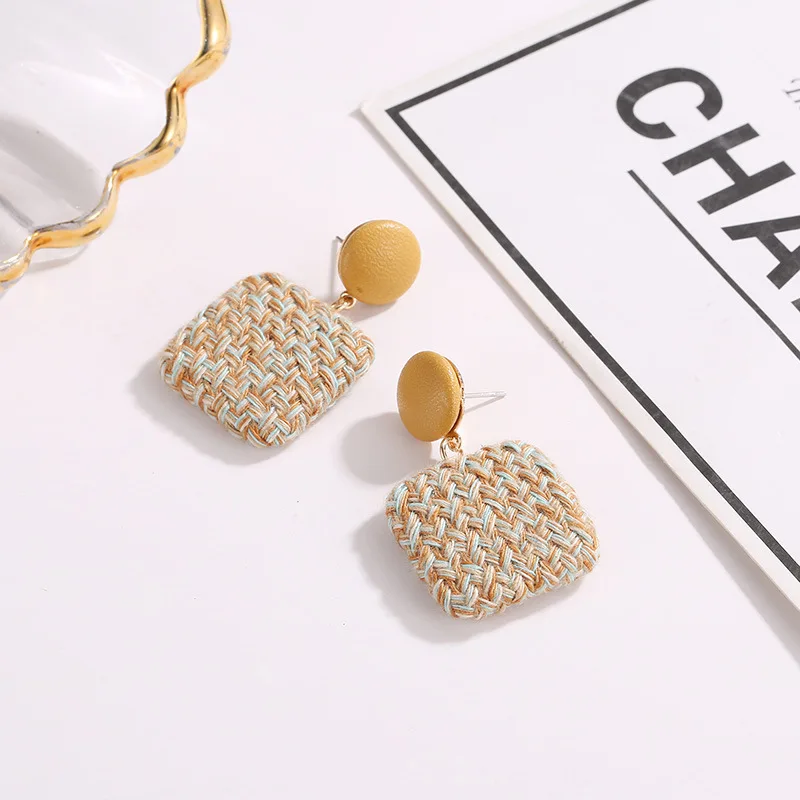 

Fashion Geometric Earrings Sweet Woven Square Ear Stud Exaggerated Temperament Earrings For Women Jewelry Gift