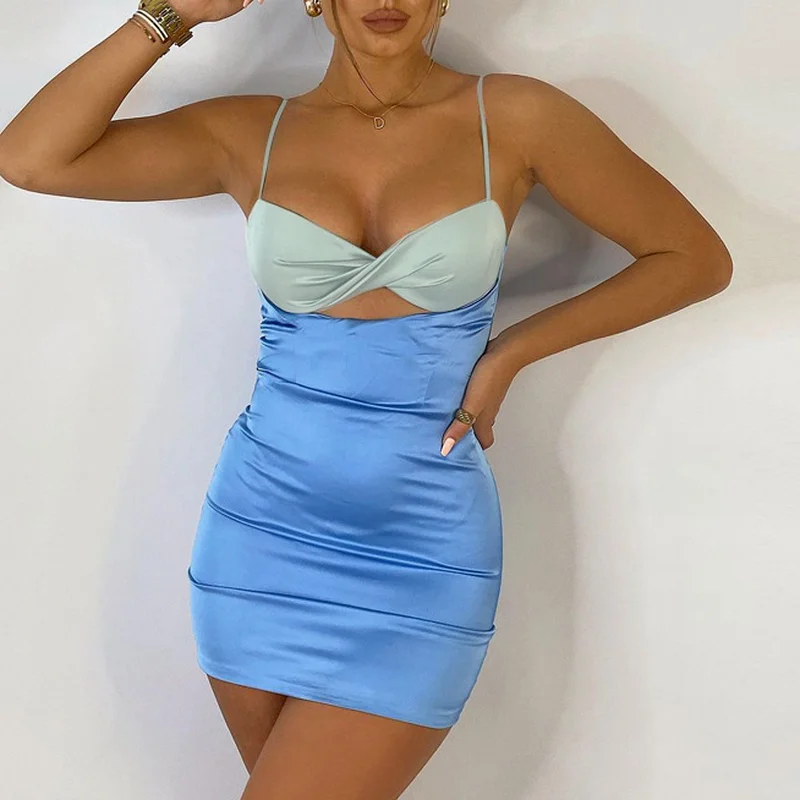 

2021 New Fashion Satin Mini Dresses Women Sexy Ruched Backless Bodycon Spaghetti Straps Pleated Club Party V-neck Hip Bag Dress